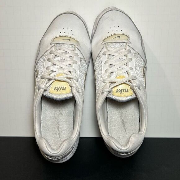 Womens Vintage NIKE Steady VIII White Leather Running Shoes / 6.5 - Picture 5 of 9